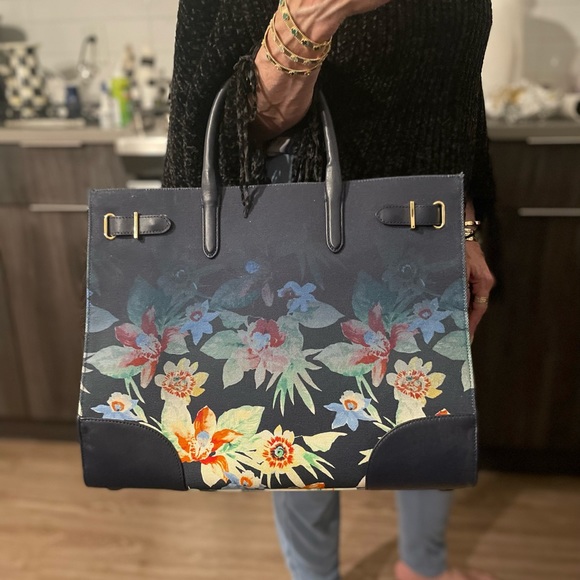 Ralph Lauren Navy and Floral Tote - Picture 2 of 14